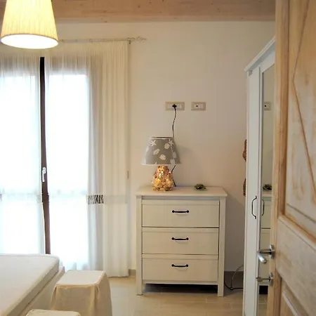 With 2 Bedrooms In La Muddizza With Wonderful Sea View And Furnished Balcony 2 Km From The Beach * Valledoria (Sardinia)