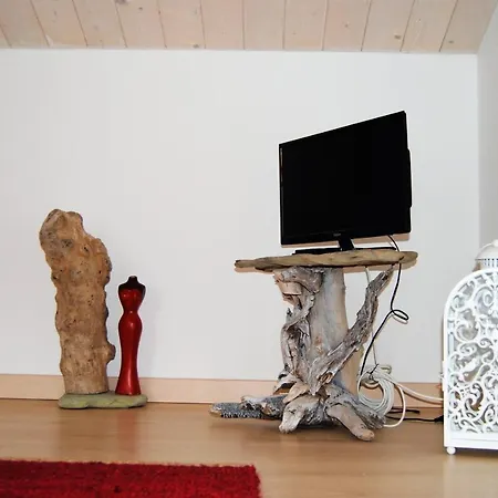 With 2 Bedrooms In La Muddizza With Wonderful Sea View And Furnished Balcony 2 Km From The Beach Valledoria (Sardinia)